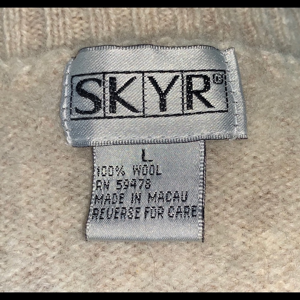 Wool sweater - Picture 3 of 3